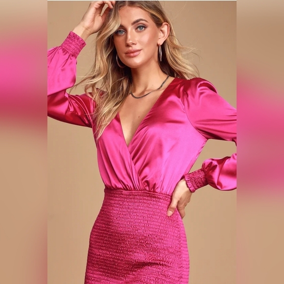 Lulu’s Magenta‎ Satin Smocked Mini Dress Jaw-Dropping Beauty Size M - Picture 4 of 16